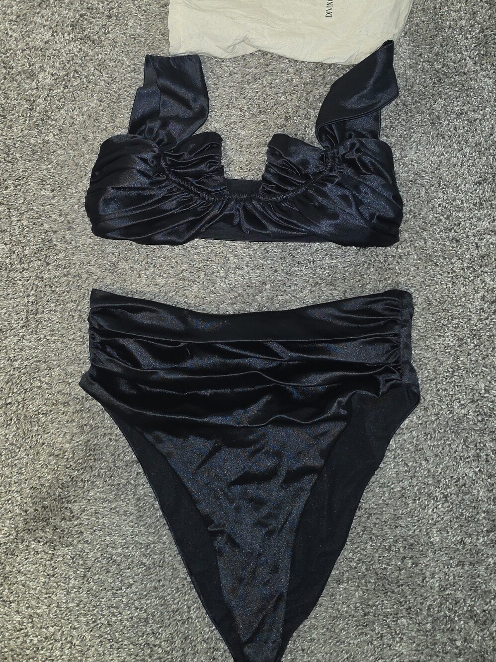 DIVINO SEAS Bikini Set M bottoms, L top